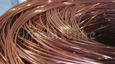 特写漂亮的铜线电缆厂.. 铜线的拉丝工艺..